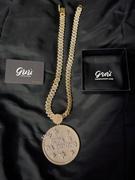 The GUU Shop CUSTOM LETTER NECKLACE 3D BIG CROWN DISC Review