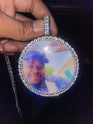 The GUU Shop LARGE 3D CIRCLE CUSTOM PICTURE PENDANT Review