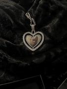 The GUU Shop 3D Spinning 2-Faced Heart Custom Picture Pendant Review