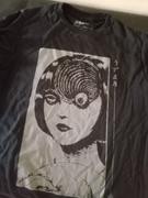 Kitsune wear Playera Junji Ito Uzumaki Review