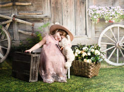 Newborn Studio Props Rustic Suitcase Review