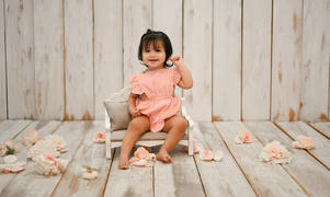 Newborn Studio Props Mini Sofa - Model 23 Review