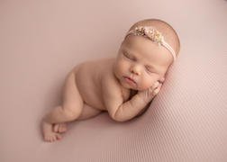 Newborn Studio Props PRE-ORDER Newborn Photography Posing Table 2.0 Review