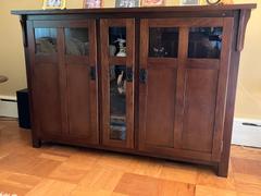 touchstonehomeproducts.com The Bungalow 70062 Smart TV Lift Cabinet for 60 Inch Flat screen TVs Review