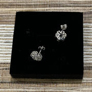 Cate & Chloe Maggie 18k White Gold Plated Flower Stud Earrings with Crystals Review