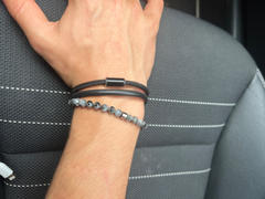 Gemini Official 4mm Nappa leather bracelet with custom Onyx stone Review