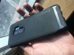 allmytech.pk Samsung Galaxy S9 Plus Spigen Original Neo Hybrid Dual Layer Case - Shiny Black Review