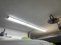 Sunco Lighting LED Shop Light, 4ft Wraparound, Prismatic Lens, 8.5 Inch, 7200 Lumens Review