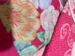Buttonscarves The Wonderland Square - Raspberry Review