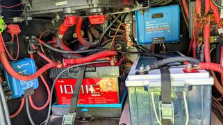 LithiumHub Ionic Lithium 12V Group 31 | 3000 CA | LiFePO4 Heavy Duty Diesel Starter Battery   Heater Review