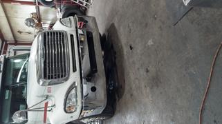 MiamiStar.com 18” Chrome Bumper Freightliner Century 2005-2007 - Columbia 2003-2007, Aerodynamic Cut, with Wrap Around, Round Fog Light and Large Center Tow Holes Review