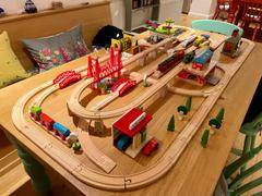 Bigjigs Toys Grand Central Station Review