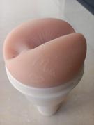 IMbesharam.com Fleshlight Girls® Mia Malkova Masturbator Review