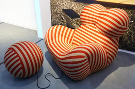 Sohnne Support La Mamma Armchair and Ottoman Review