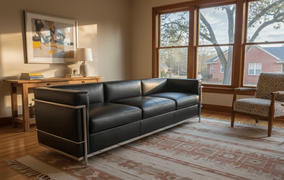 Sohnne Support Corbusier LC2 Petit Modele Sofa Review