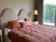 Heatherly Design Genevieve Bed head Review