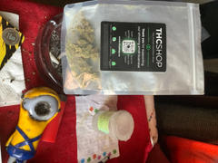 The Human Condition Shop Glitter Bomb • 31.61% THCa • Greenhouse Flower • Indica Hybrid Review