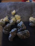 Vancity Labs Wedding Cake - Smalls Review