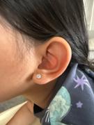 Blomdahl USA Medical Plastic 5mm Daisy Earrings Review