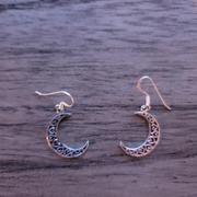Good Living Essentials Sterling Silver Crescent Moon Heart Earrings Review