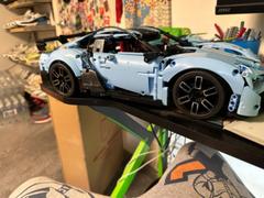 Your World of Building Blocks TGL T5027A 1:10 Bugatti Chiron Review
