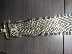 Elie Beaumont London Crossbody strap - Gold Chevron Review