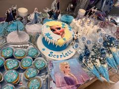 CAKESBURG Frozen Elsa Cake #1 Review