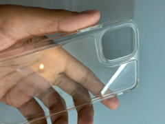 allmytech.pk iPhone 11 Quartz Hybrid Case by Spigen Crystal Clear 076CS27187 Review