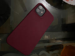 allmytech.pk Apple iPhone 12 / iPhone 12 Pro Cloud Super Soft Case by ESR - Wine Red Review