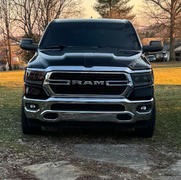 Spec-D Projector Headlights Ram 1500 (19-22) Switchback Sequential LED Black / Clear