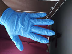 Senior.com Dynarex Safe-Touch Blue Nitrile Exam Gloves - Powder-Free Review