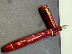 Conway Stewart Conway Stewart Winston Cherry Red · Fountain Pen Review