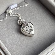Hand on Heart Jewellery  Pawprint Ashes Locket Review