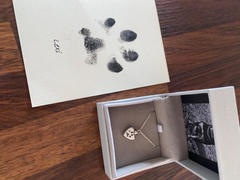 Hand on Heart Jewellery  Pawprint Ashes Locket Review