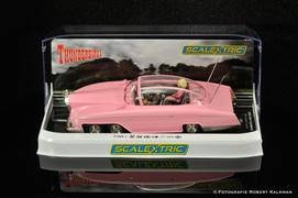 The Gerry Anderson Store Thunderbirds FAB1 [SCALEXTRIC] Review