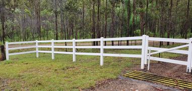 OUTBACK FENCING PVC 3 RAIL FENCING 2 Way Post (Inline Post) - 2050mm long 127 x 127mm square. With Slimline Post Cap Review