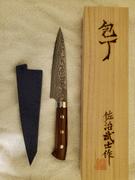 JapaneseChefsKnife.Com Takeshi Saji R-2 Custom Black Damascus Wild Series Petty (135mm and 150mm, Ironwood Handle) Review