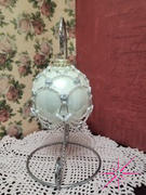 Eureka Crystal Beads Merry Mistletoe Ornament Cover Kit SILVER Review