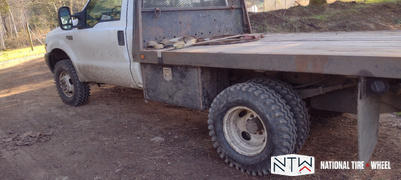 National Tire & Wheel P78X16C (32X8.50x16) Buckshot Mudder Bias Ply BSW - Maxxis Tire Review