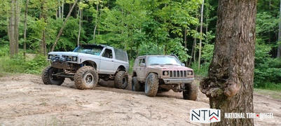 National Tire & Wheel TrXuS MT Radial 35X12.50R15C  Review