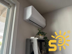 Signature Solar EG4 Hybrid Solar Mini-Split Kit | Energy Star Certified Air Conditioner Heat Pump AC/DC | 12000 BTU | SEER2 22 | +  1800 Watts of Solar PV [KIT-E0011] Review