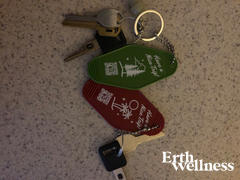 Erth Wellness Road Trip Vintage Hotel Key Style Keychain Review