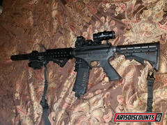 AR15Discounts.com AIM Sports Inc AR Carbine Length 2-Piece Quad Rail w/ Extended Rail Review