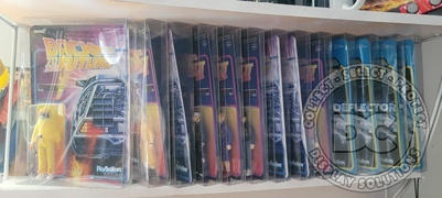 DEFLECTOR DC ReAction Figures Display Case Review