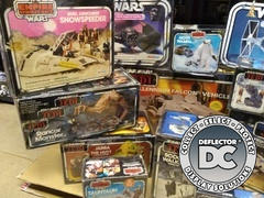 DEFLECTOR DC Star Wars Millennium Falcon Spaceship (Palitoy) Display Case Review