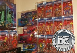 DEFLECTOR DC Masters Of The Universe Origins Figure Folding Display Case Review