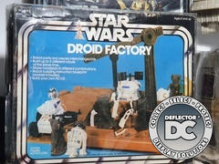 DEFLECTOR DC Star Wars Droid Factory (Kenner) Display Case Review