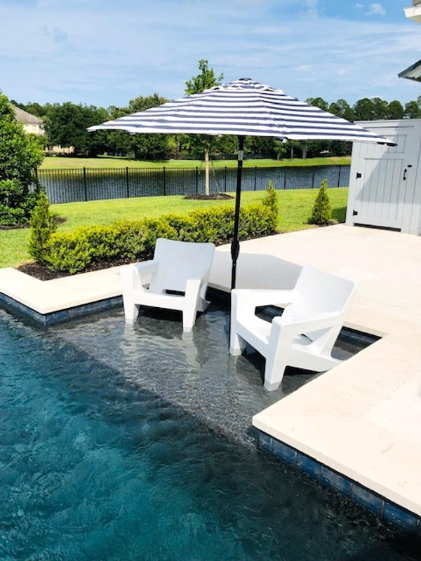 chairs for sun shelf in pool