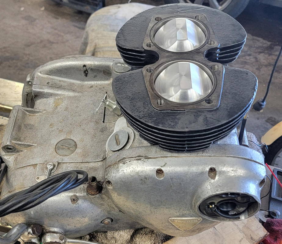 Lowbrow Customs TDC Top Dead Center Tool 196382 500/650/750 Triumph