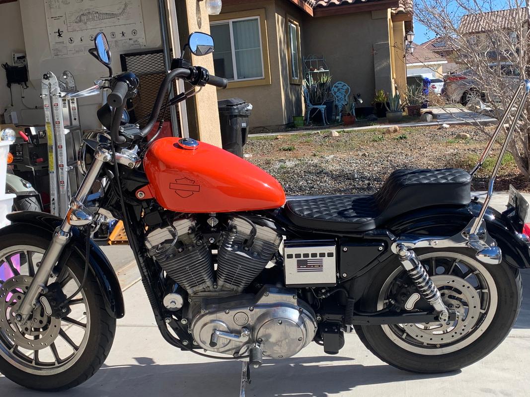 Sully's Customs Camel Back Seat Diamond Pattern for 1982 2003 Harley Sportsters Lowbrow